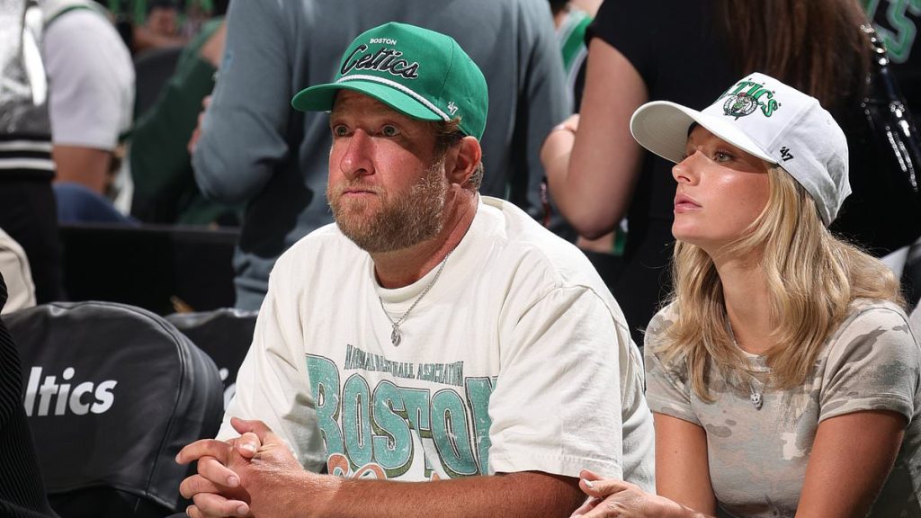 Dave Portnoy hard launches romance with Camryn D'Aloia at Celtics game