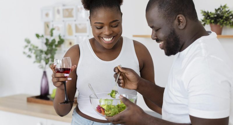 Eat Your Way to a Healthy Heart: Foods That Lower Cholesterol Naturally