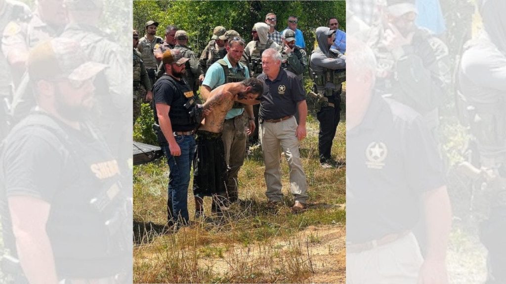 Florida woman escapes storage container she was being held in after brutal assault: sheriff