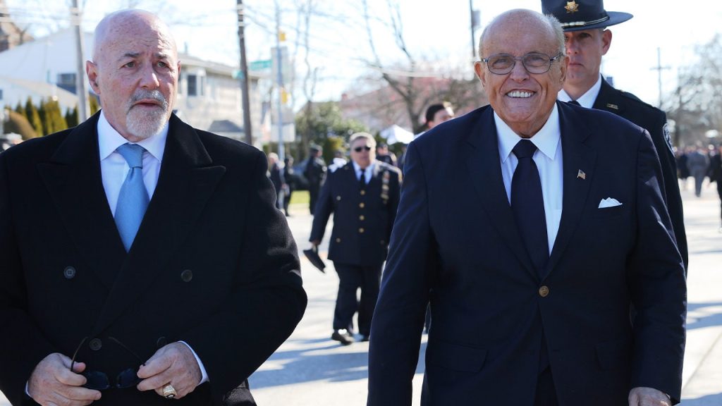 Former NYC Mayor Giuliani remembers best friend Bernie Kerik as 'true patriot': 'Much better for knowing him'