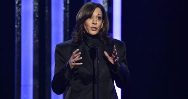 Harris makes surprise post-election appearance with Met Gala debut