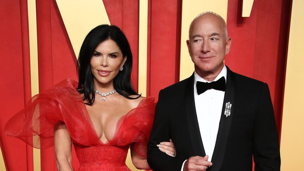 Jeff Bezos gropes and spanks Lauren Sanchez in raunchiest pictures yet