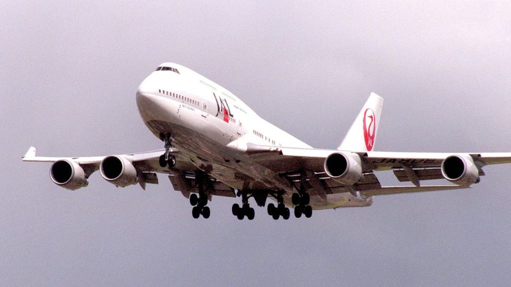 Pilot narrowly escaped UFO mothership and the CIA buried his story