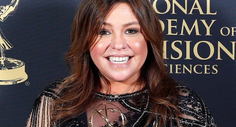 PASADENA - May 5: Rachael Ray, Outstanding Informative Talk Show in the press room at the 46th Daytime Emmy Awards Gala at the Pasadena Civic Center on May 5, 2019 in Pasadena, California