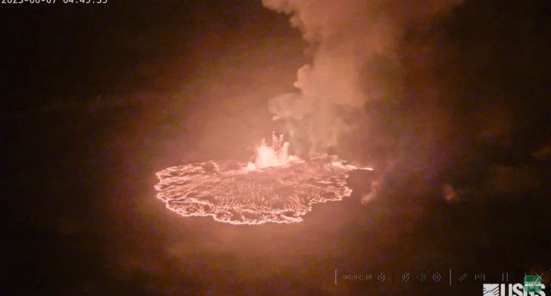 Scientists 'strike gold' in shocking discovery from Hawaiian volcanic rocks