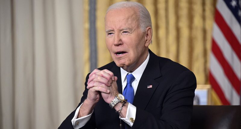 Senator reveals White House didn't let him speak to Biden for 4 years