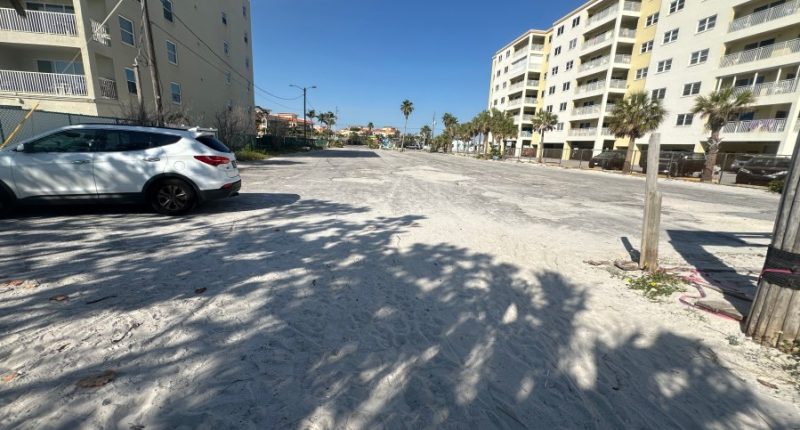 Woman says she got parking ticket without parking in Redington Shores lot