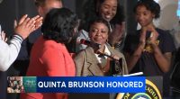 'Abbott Elementary' creator Quinta Brunson receives key to Philadelphia, dedicates mural at alma mater