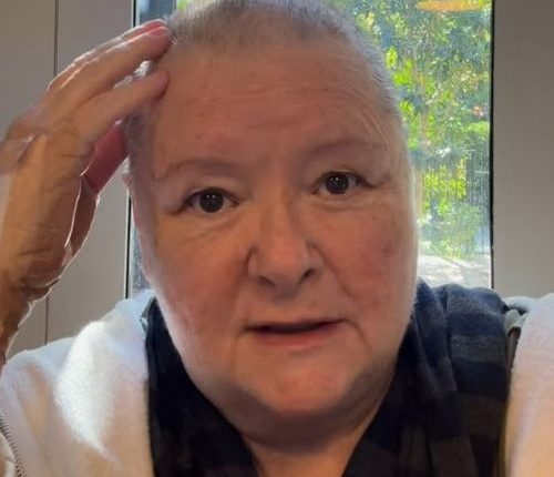 Magda Szubanski reveals she has a cancer