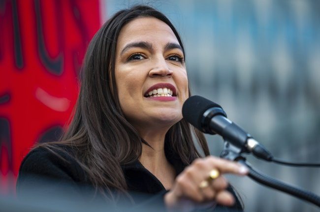 Border Czar Tom Homan Taunts AOC Over Dem Congresswoman’s Charges: ‘I’m Waiting on the Consequences’