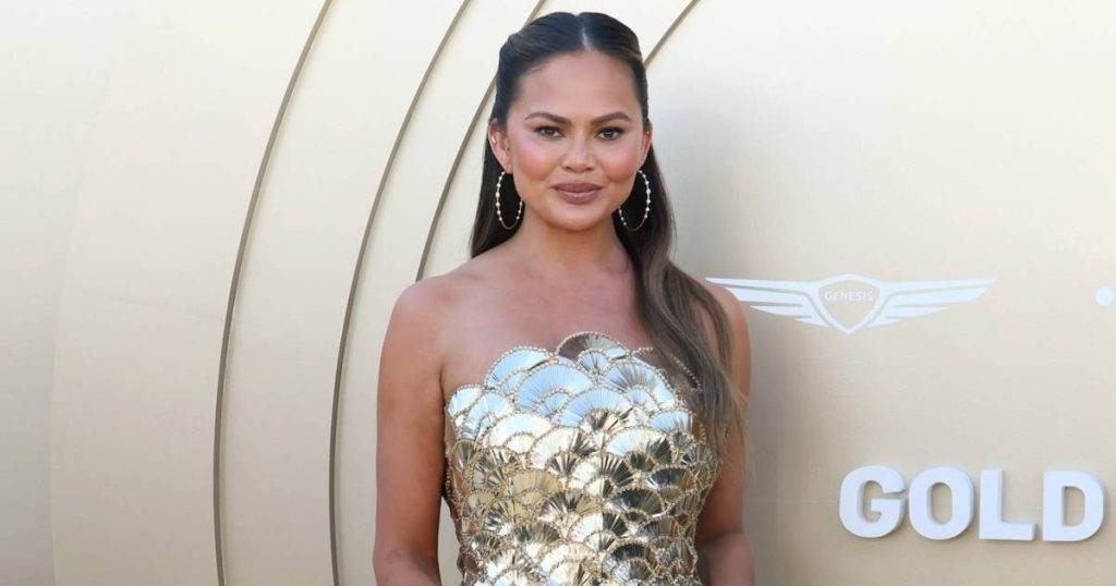 Chrissy Teigen Reveals She’s Drinking Again: ‘I Don’t Know What I’m Doing’