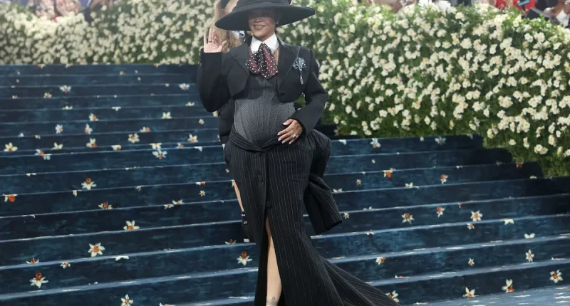 Did Her Pregnancy Reveal Make the Cut?