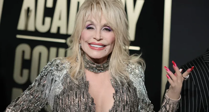 Dolly Parton Worries Her 'Scary' Cosmetic Surgeries Will Go 'Wrong'