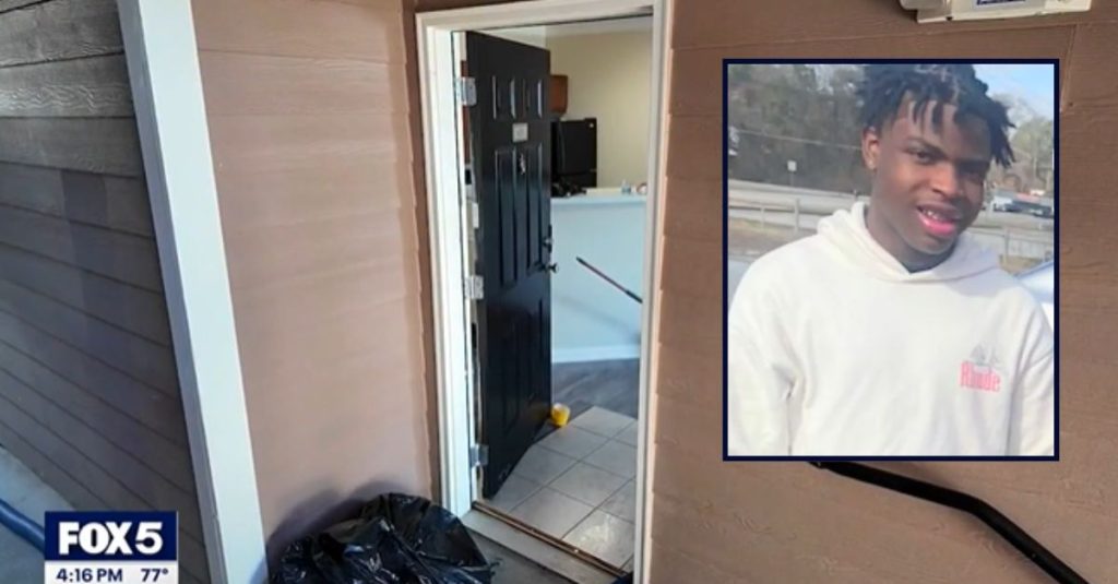 Fake Uber Eats drivers open up fire on teen, killing him