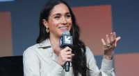 Flight attendant treasures Meghan Markle's handwritten note