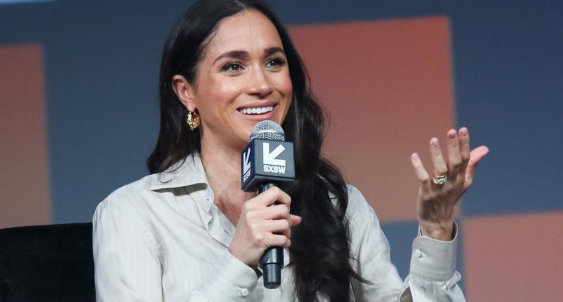 Flight attendant treasures Meghan Markle's handwritten note
