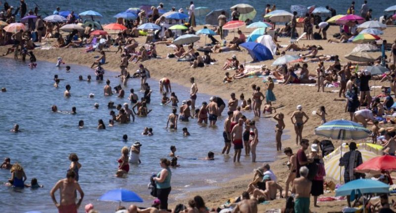 Half of world's population endured extra month of extreme heat due to climate change: Experts