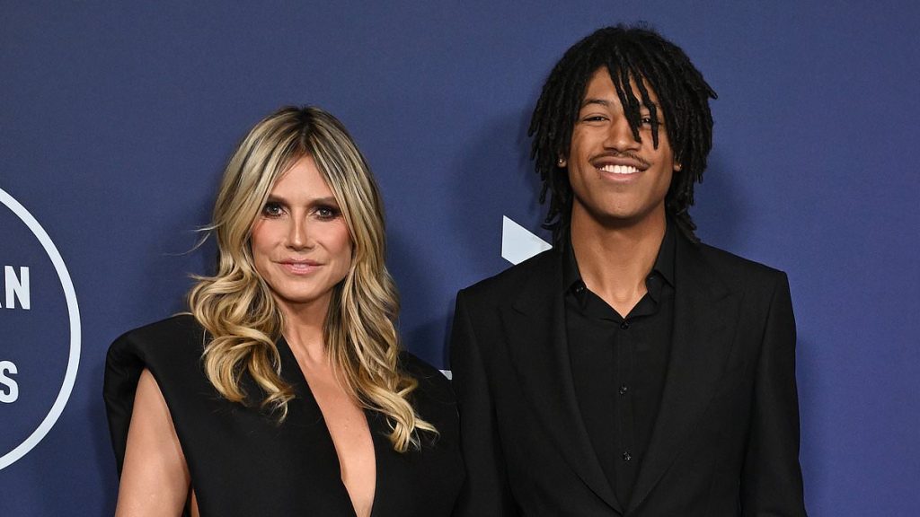 Heidi Klum's nepo baby, 19, towers over her on AMAs red carpet