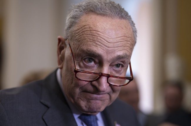 Hilarious: CNN Reporter Embarrasses Schumer With Some Uncomfortable Facts After He Attacks Trump