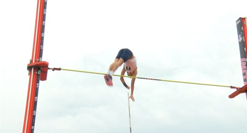 Illinois track hosts Gary Wieneke Memorial for senior day