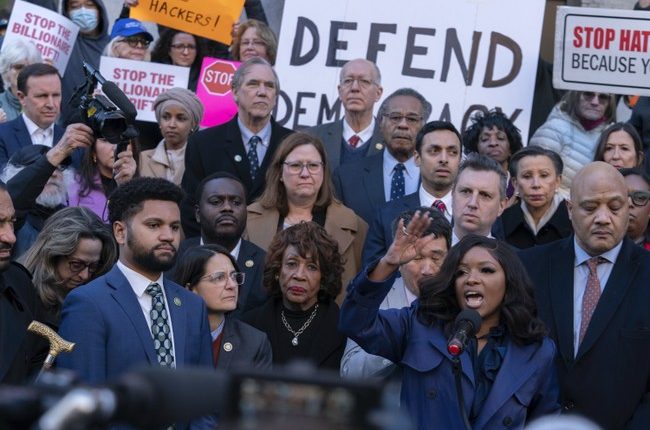 In a Blow to Dem Coffers, Fed. Judge Lifts Block on Trump's EO Barring Federal Employee Union Bargaining