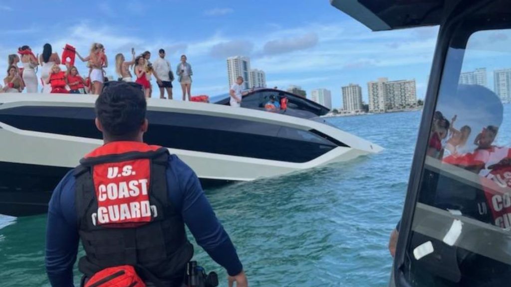 Lamborghini yacht sinks off Miami Beach