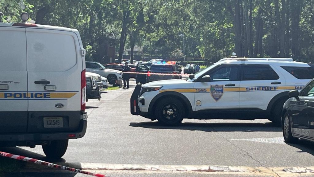 Man injured after shooting at Westwood Apartments in Jacksonville, police say