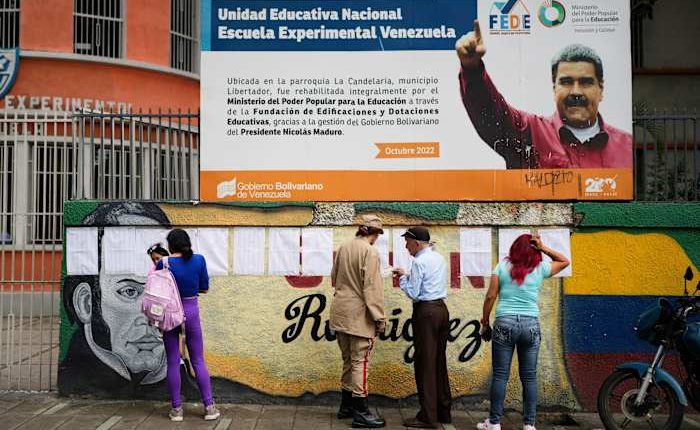 Many Venezuelan voters, frustrated and disillusioned, skip election for lawmakers and governors