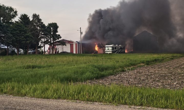Multiple agencies respond to large fire in Weldon