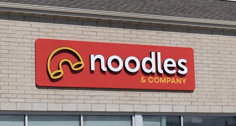Noodles & Company to close at least a dozen restaurants; locations in Illinois include Chicago, Arlington Heights, Skokie, Peoria