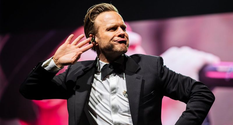 Olly Murs BOOED by his own supporters after making strange admission
