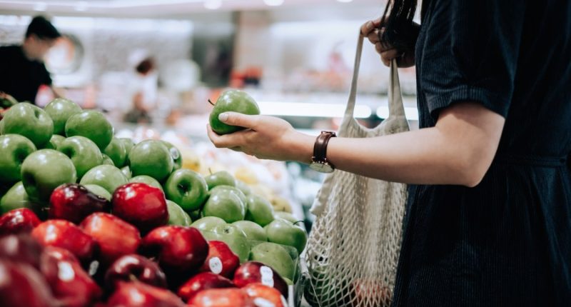 Over 13% of Central Illinoisans are food insecure: EIF, Feeding America