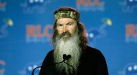 Phil Robertson of 'Duck Dynasty' dies at 79