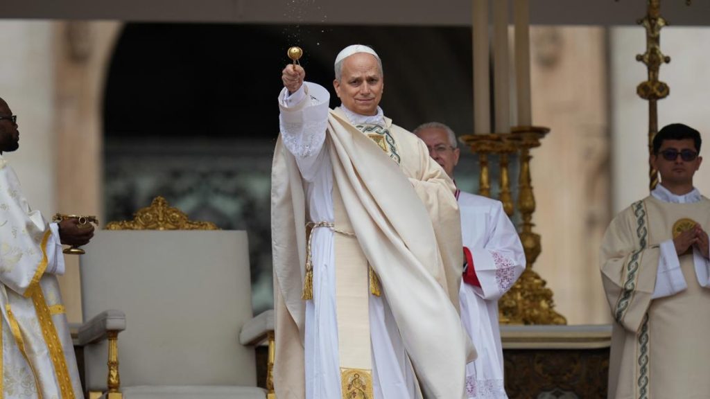 Pope Leo XIV calls for unity of Catholic Church during inaugural Mass
