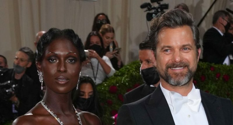 Read Joshua Jackson’s Divorce Deal: Child Support, Residuals and More