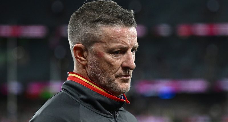 Ross Lyon vs Damien Hardwick: AFL coach starts war of words by calling rival a 'nepo baby'