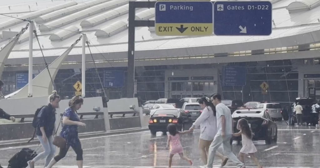 Severe weather threatens 12 million during Memorial Day travel