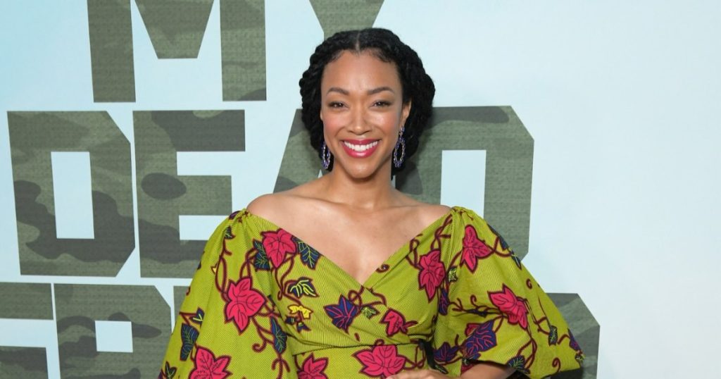 Sonequa Martin-Green Reflects on Being Cast in ‘Blue Bloods’ Offshoot ‘Boston Blue’ With Donnie Wahlberg