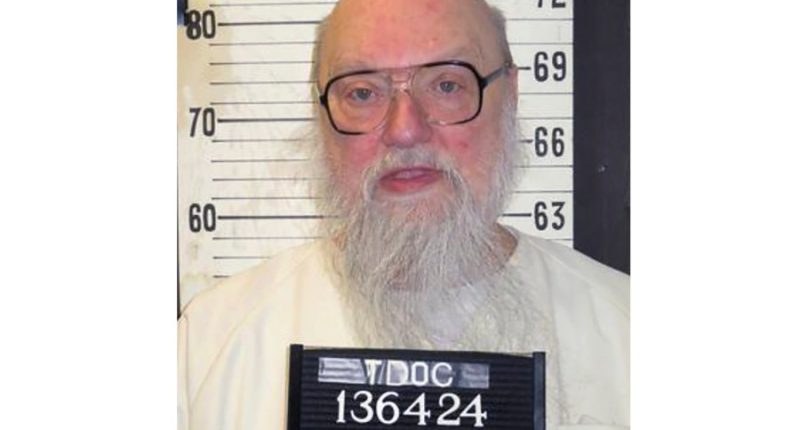 Tennessee man faces execution for killing his wife and her 2 sons, 3 years after surprise reprieve