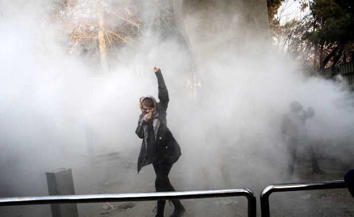 Truckers’ protest in Iran gathers steam and wins support from prominent dissident voices