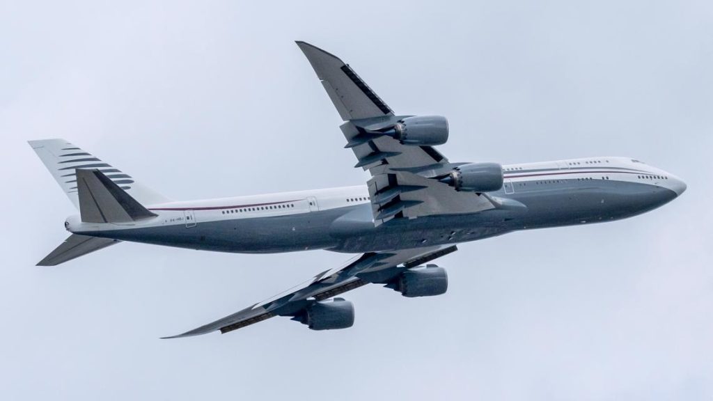 Trump to receive Boeing 747-8 jumbo jet from Qatar's ruling family: Report