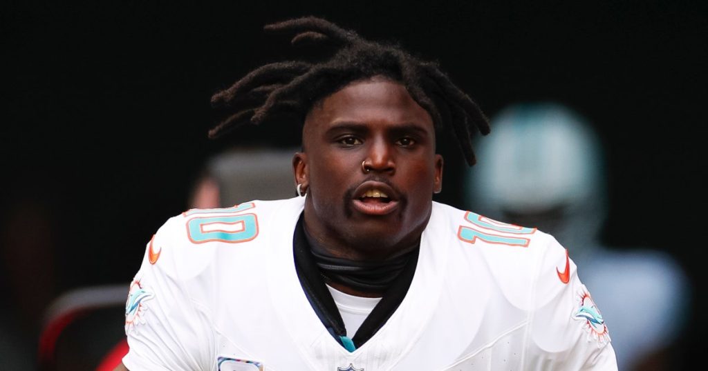 Tyreek Hill Grilled About Teammate, Finsta in Shocking Deposition