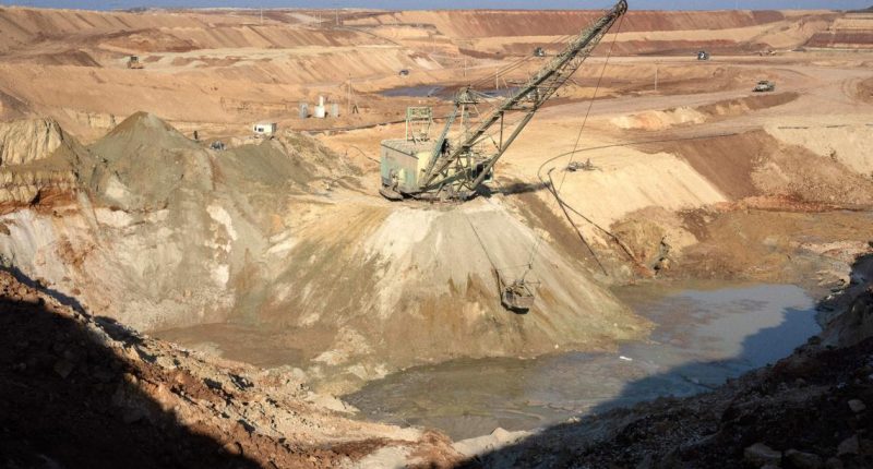 Ukraine signals it wants rare minerals deal with US