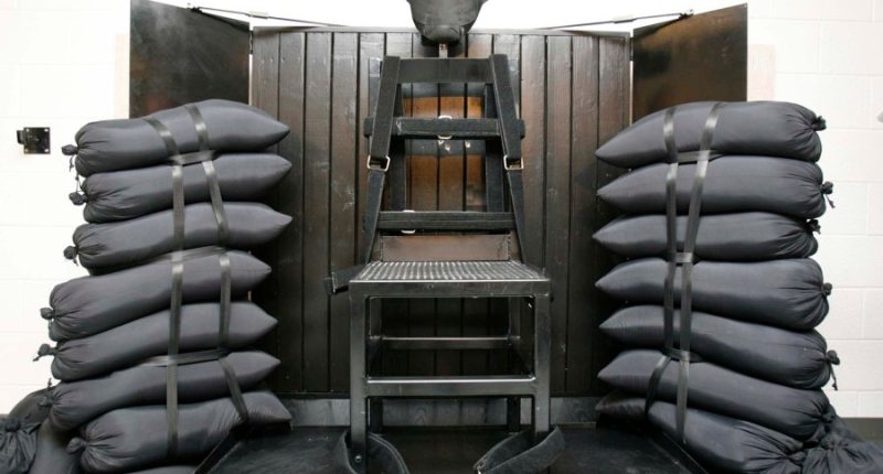 Utah judge to decide if convicted killer with dementia can be executed