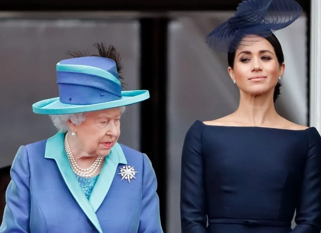 Video Shows Meghan Markle Ignoring Advisors Who Tell Her Not to Keep Walking in Front of Queen Elizabeth