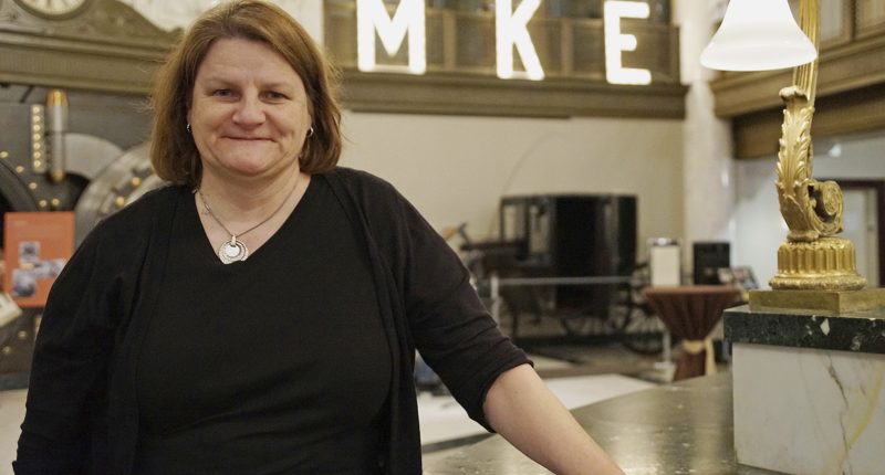 Wisconsin judge Hannah Dugan, accused of helping man evade immigration agents, files to dismiss charges