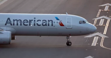 American Airlines plane hit with 'unexpected turbulence,' 5 hospitalized