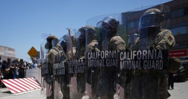 Appeals court allows Trump to keep National Guard deployed, for now 