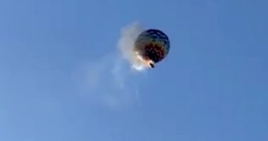 At least 8 de@d as hot air balloon carrying 22 people bursts into flames and crashes (videos)