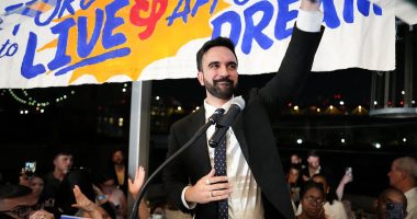 Democratic socialist takes dramatic step to become next mayor of NYC